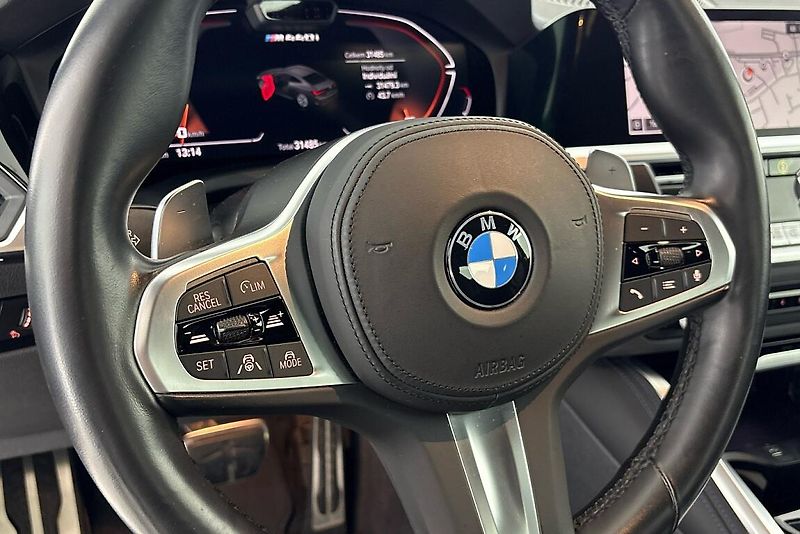 BMW Řada 4 M440i xDrive - fotka 22 z 26