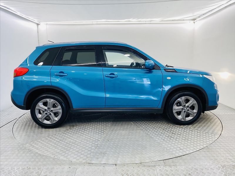 Suzuki Vitara 1,6 VVTi 88kW 1.Majitel - fotka 22 z 24