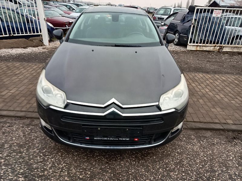 Citroën C5 (2011) 1.6i Automat - fotka 3 z 43