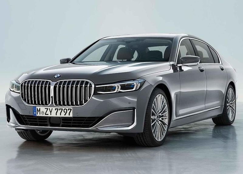 Do Ženevy se chystají elektromobily i sporťáky