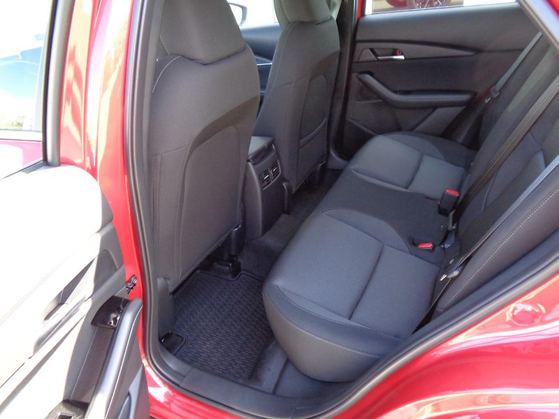 Mazda CX-30 (2026) 2,0 X186 PS , Centre-line - fotka 21 z 24