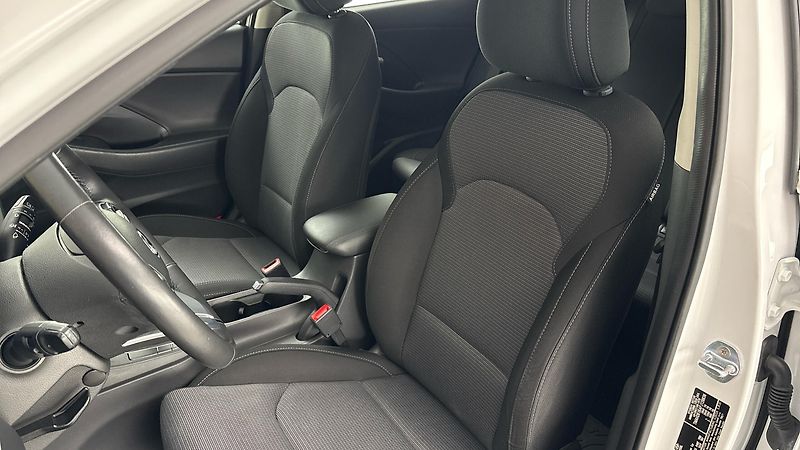 Hyundai i30 1.0 T-GDI Comfort Kombi - fotka 15 z 22