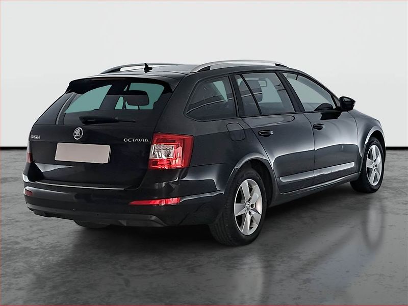 Škoda Octavia (2014) Ambition 1.6 TDI, Serv.kniha - fotka 5 z 19