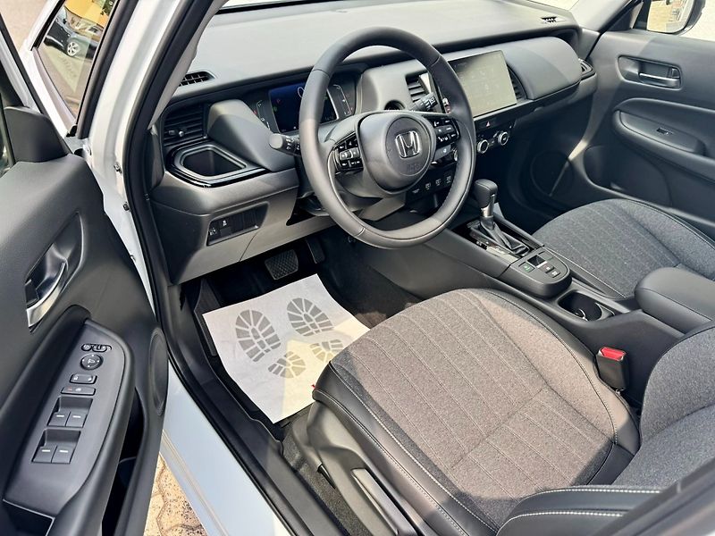 Honda Jazz (2026) 1.5 e:HEV ADVANCE SKLADEM - fotka 7 z 37