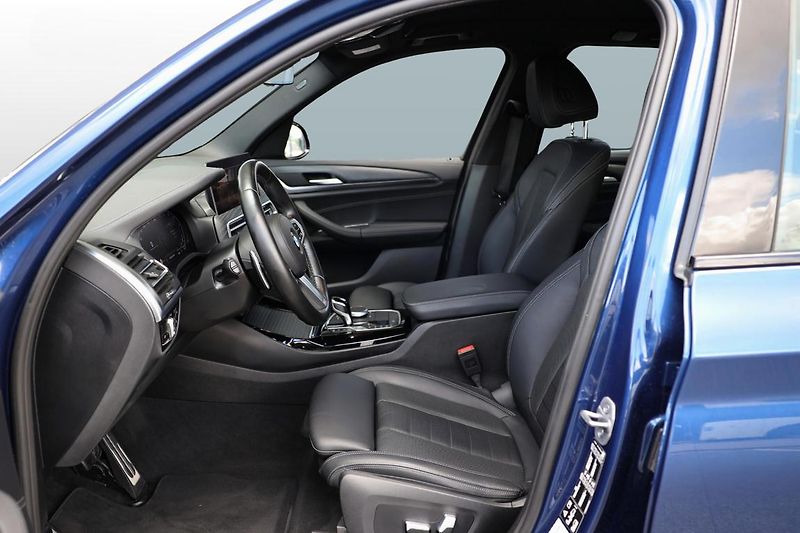 BMW X3 xDrive30d - fotka 9 z 14