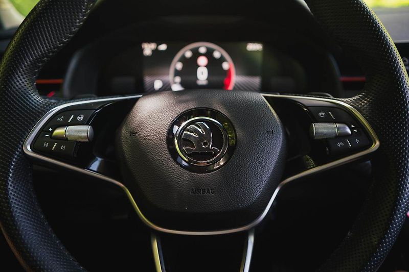 Škoda Kamiq (2024) Monte Carlo 1.5 TSI - fotka 14 z 25