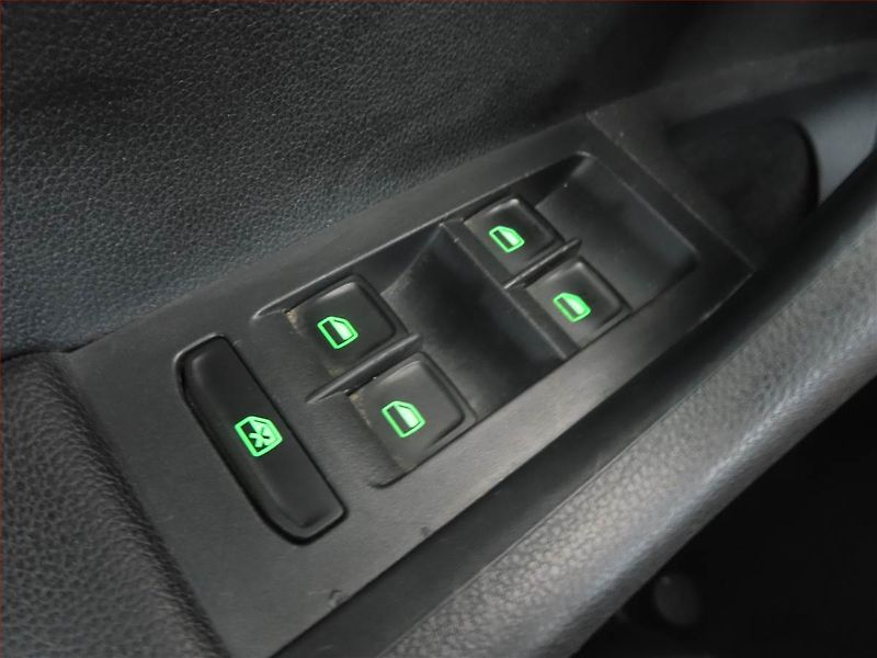 Škoda Octavia (2014) Ambition Plus 1.2 TSI - fotka 15 z 15