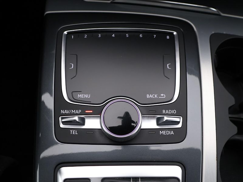 Audi Q7 3,0 TDI 200kW Quattro S-LINE - fotka 33 z 43