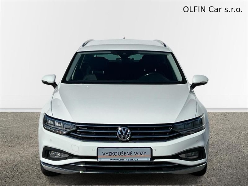 Volkswagen Passat Variant 2,0 TDi 140kW 7DSG 4Motion  B8 - fotka 4 z 25