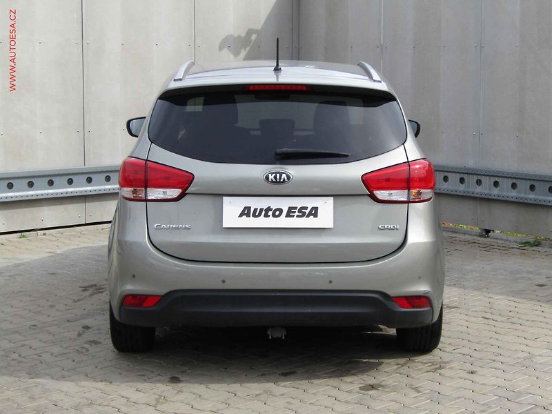 Kia Carens (2014) 1.7 CRDi, ČR, TZ - fotka 5 z 20