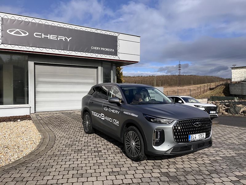 Chery TIGGO 9 PHEV (2026) UNIQUE 315Kw 4x4 - fotka 8 z 39
