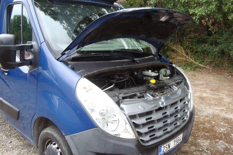 Renault Master (2014) 2.3 125 DCi, ČR, STK+ME 5/2028 - fotka 19 z 44