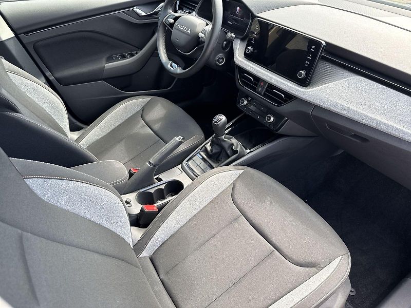 Škoda Scala (2025) 1.0 TSI Selection - fotka 8 z 31