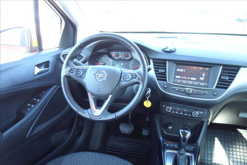 Opel Crossland X 1,2 T 96KW,ČR,SERVIS.KN.,AT. - fotka 18 z 38