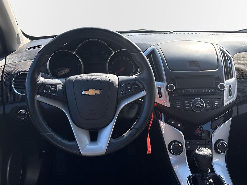 Chevrolet Cruze (2013)  1.6 LS 91kW - fotka 5 z 20