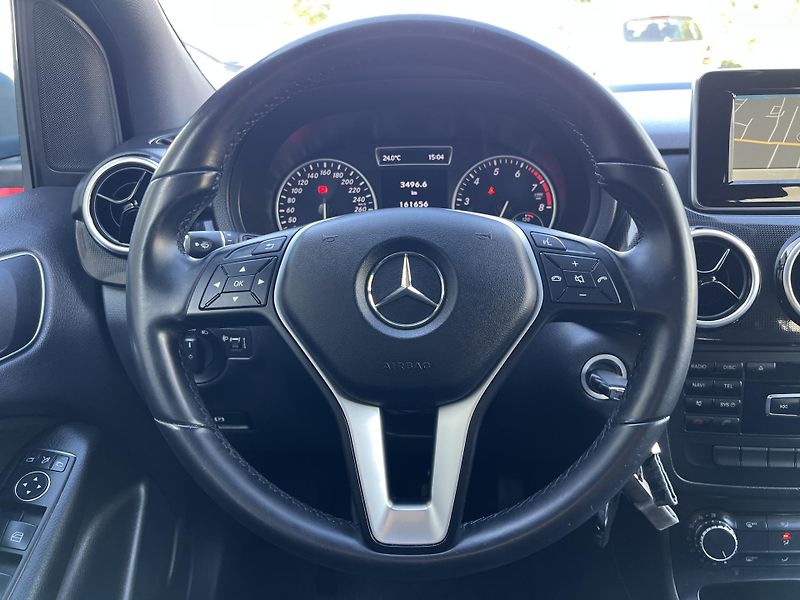 Mercedes-Benz Třídy B B180 1.6i 90kw KAMERA NAVI ALU - fotka 15 z 50