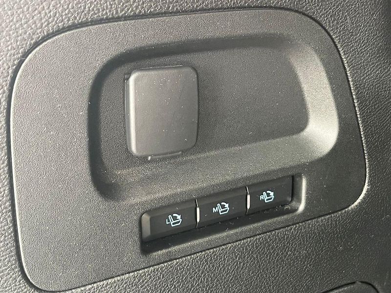 Ford S-MAX 2.5 Duratec HEV LED - fotka 42 z 64