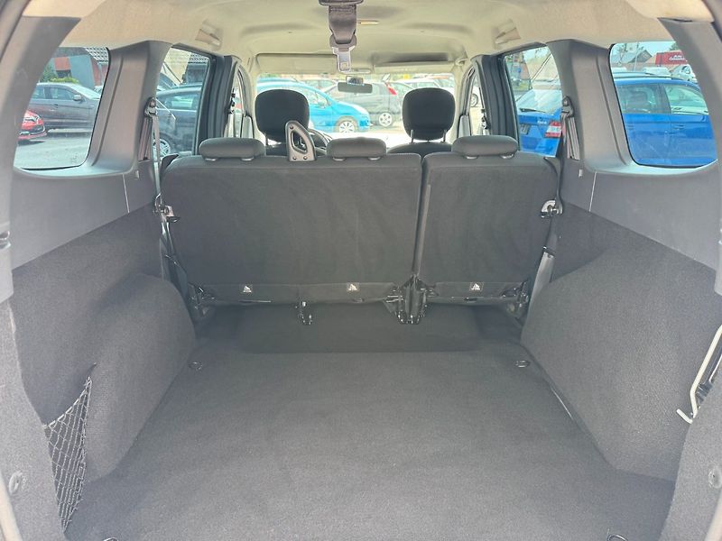Dacia Lodgy (2017) Stepway 1.5 DCI 79kW - fotka 21 z 29