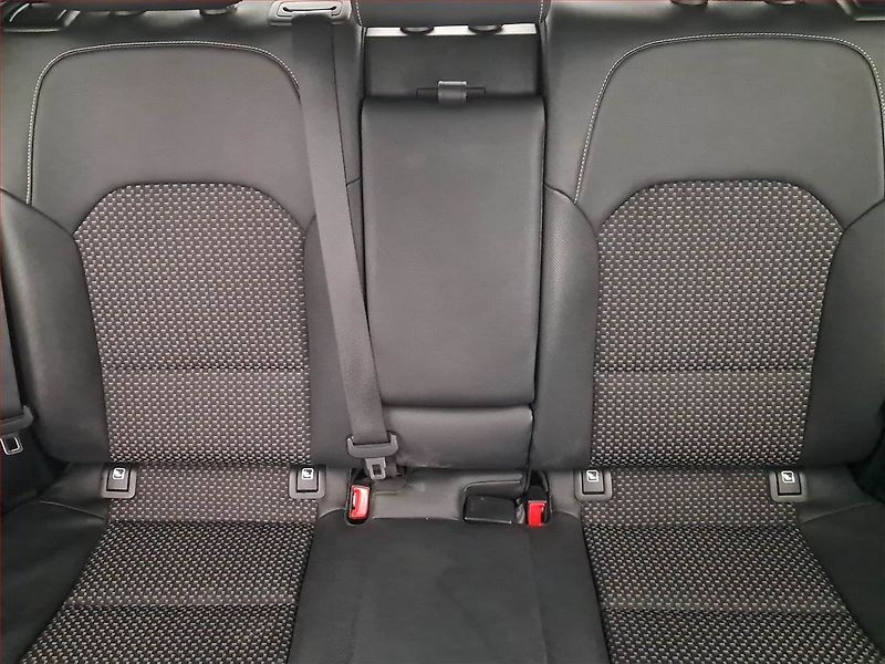 Kia XCeed (2019) 1.4 T-GDI, Serv.kniha, Kůže - fotka 10 z 21