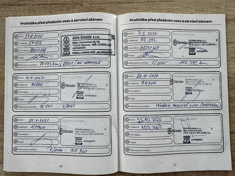 Ford Mondeo 1,6EcoBoost Titanium Plus, ČR - fotka 22 z 23