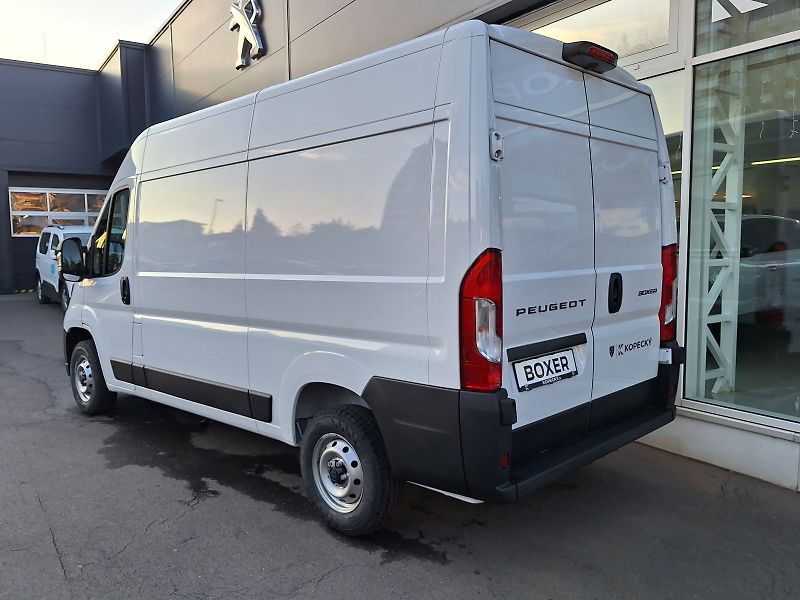 Peugeot Boxer (2026) FG 3000 L2H2 BHDi 120k MAN6 - fotka 4 z 15