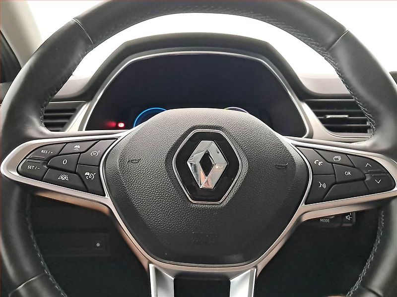 Renault Captur (2021) Intens E-Tech Plug-in, Automat - fotka 20 z 23