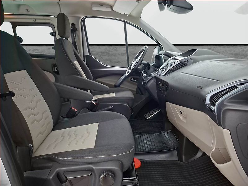 Ford Tourneo Custom (2015) 2.2 TDCi, ČR, DPH - fotka 9 z 22