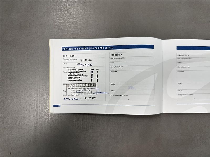 Hyundai ix20 1,4 i  Trikolor Essential - fotka 26 z 28