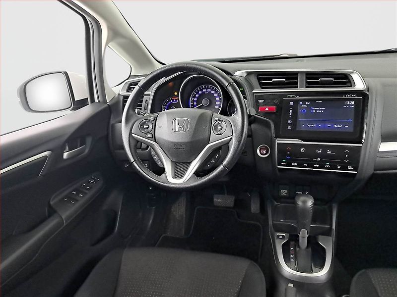 Honda Jazz (2017) 1.3 i-VTEC, Automat - fotka 7 z 18