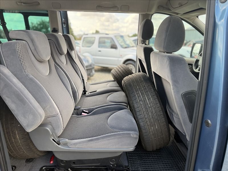 Peugeot Expert 2,0 100kW NAVI,TAŽNÉ,8 SEDADEL - fotka 23 z 28