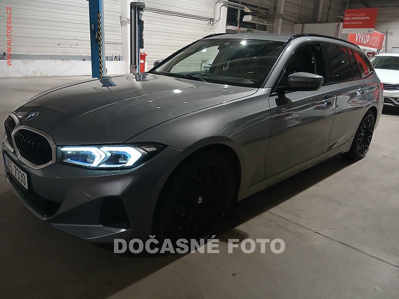 BMW Řada 3 (2022) 2.0., AT, navi, LED - fotka 1 z 3
