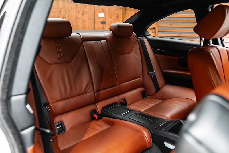 BMW M3 Coupé, Prvý majiteľ, Manuál, M - fotka 34 z 39
