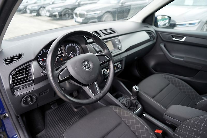 Škoda Fabia 1.4 TDI 77kW Style/ČR/klima - fotka 22 z 37