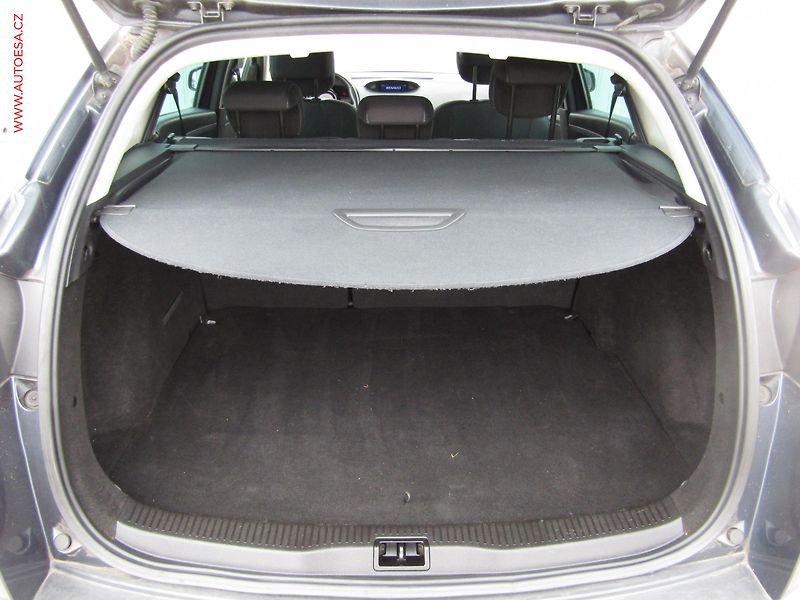 Renault Mégane (2016) 1.2 TCe, 1.maj,ČR, AC, park - fotka 7 z 16