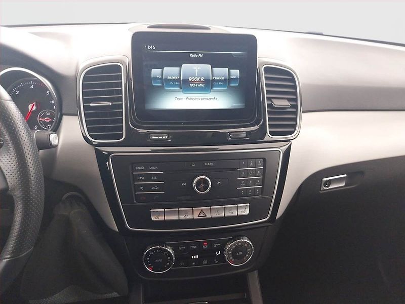 Mercedes-Benz GLE (2016) 350 d - fotka 12 z 24