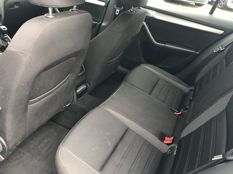 Škoda Octavia (2019) Ambition 1,5 TSI - fotka 17 z 25