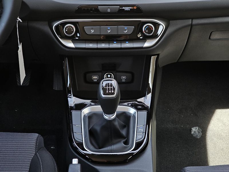Hyundai i30 (2025) I30 WG FL 1,5I SMART   - fotka 15 z 15