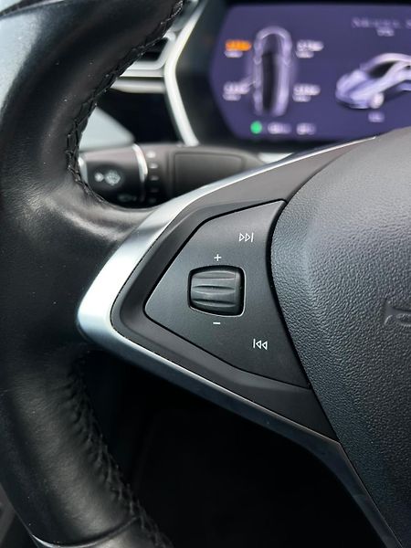 Tesla Model S 75 Business MCU2 Panorama - fotka 10 z 24