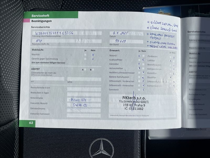 Mercedes-Benz CLK 3,0 i V6 170kw Ambiente TOP st - fotka 28 z 41