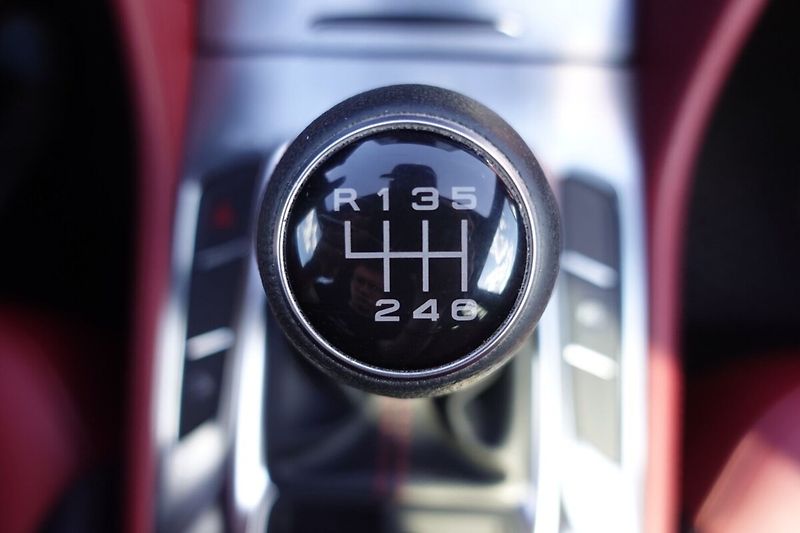 MG HS 1,5i 119kW M/T Elegance Panora - fotka 19 z 33