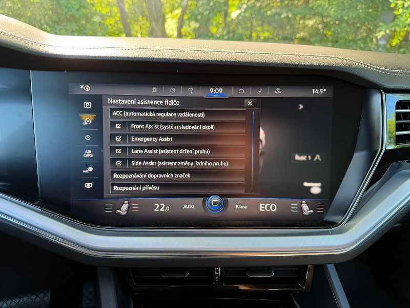 Volkswagen Touareg (2018) - fotka 15 z 28