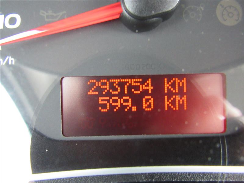 Renault Kangoo 1,5 DCi 63KW 5míst - fotka 14 z 29