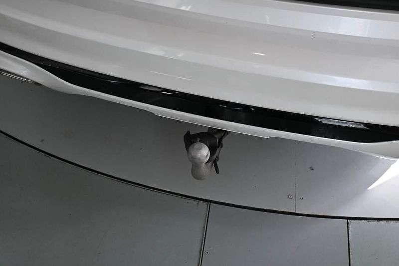 Ford Kuga (2021) 2.5 VIGNALE VIRTUAL LED ACC BO - fotka 32 z 48
