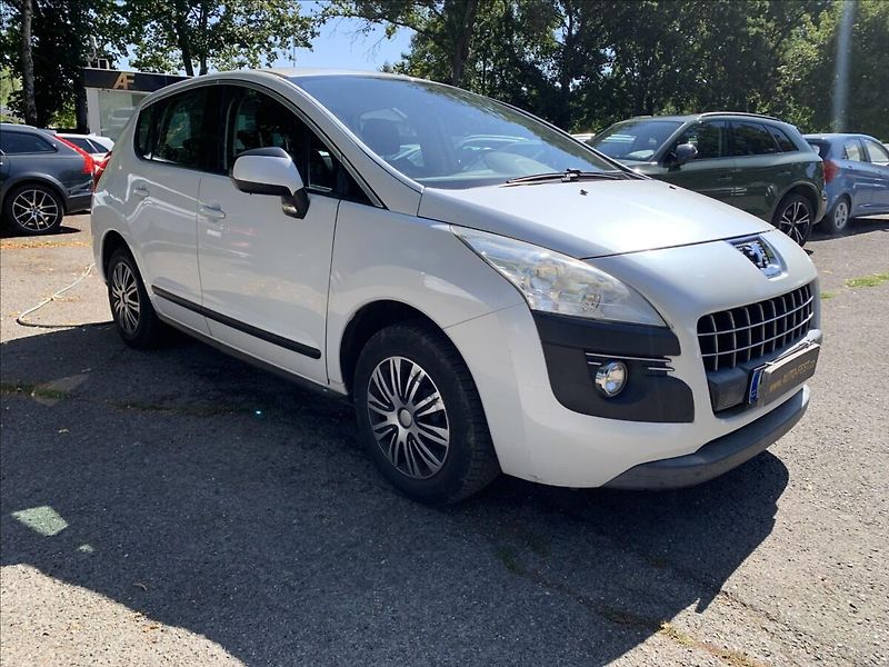 Peugeot 3008 1,6 HDI AUTOMAT - fotka 3 z 17
