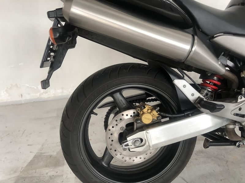 Honda CB 900 F Hornet - fotka 17 z 19