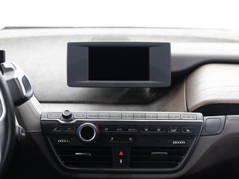 BMW i3 i3s - fotka 14 z 22