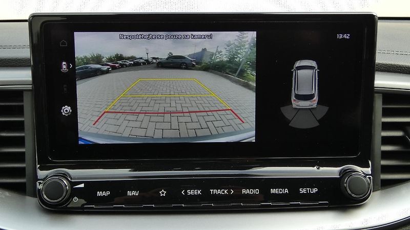 Kia Ceed 1.5 T-GDI 118kW SPIN - fotka 15 z 22