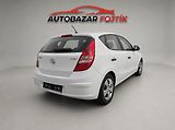 Hyundai i30 (2010) 1.4 CVVT 80KW klima - náhled 7