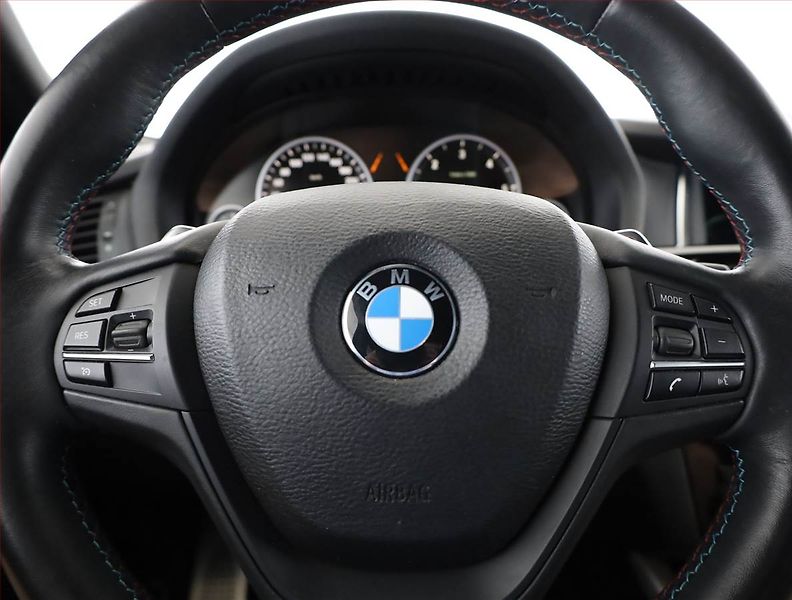 BMW X4 (2014) xDrive30d, 4X4, Automat - fotka 8 z 19