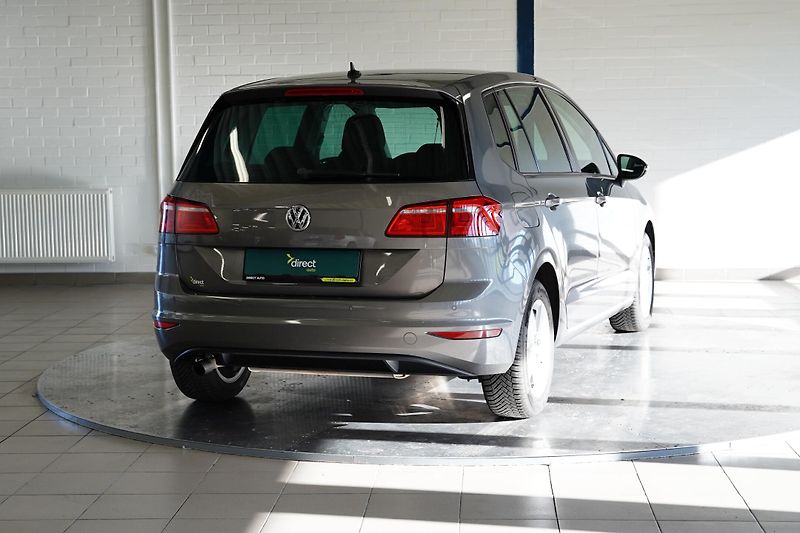 Volkswagen Golf Sportsvan - fotka 2 z 24